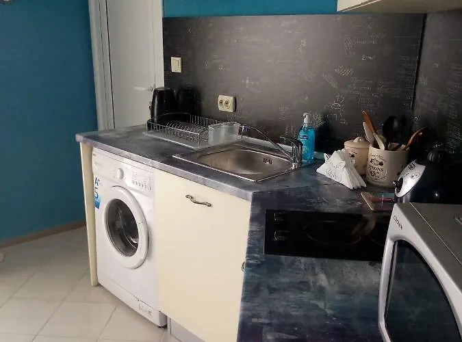 Aura Приморско